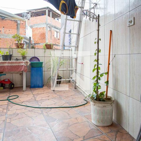 Casa à venda com 105m², 3 quartos e 1 vagaÁrea de Serviço