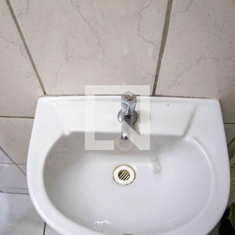 Casa à venda com 105m², 3 quartos e 1 vagaLavabo