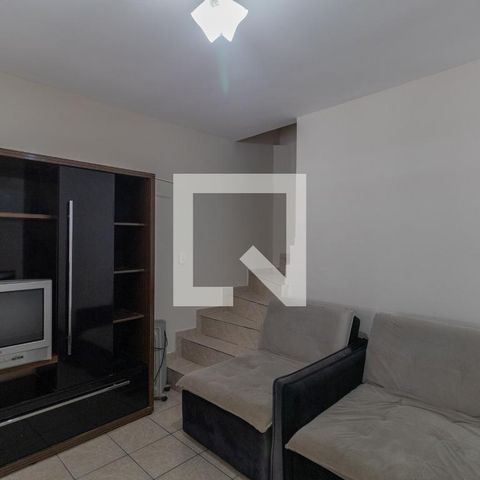 Casa de condomínio à venda com 109m², 3 quartos e 1 vaga Casa de condomínio à venda com 109m², 3 quartos e 1 vagaSala