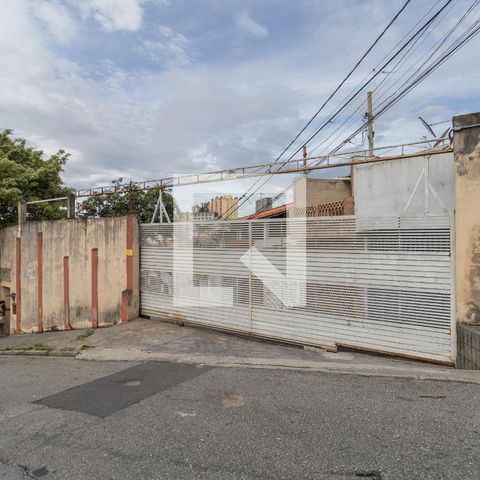 Casa de condomínio à venda com 109m², 3 quartos e 1 vaga Casa de condomínio à venda com 109m², 3 quartos e 1 vagaFachada