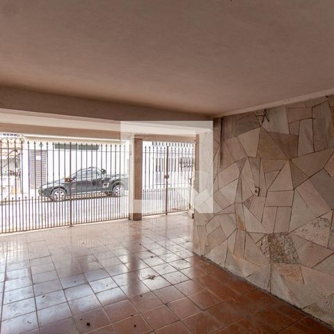 Casa à venda com 220m², 3 quartos e 2 vagasGaragem
