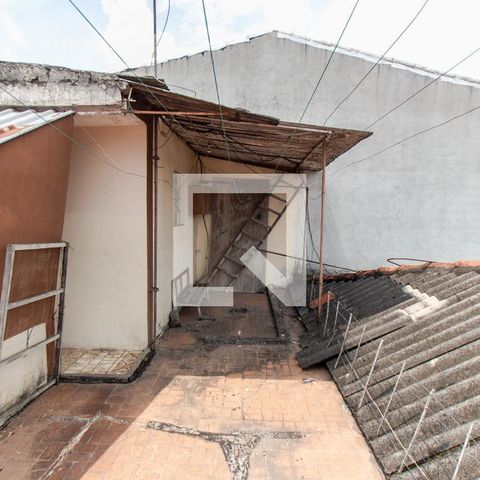 Casa à venda com 220m², 3 quartos e 2 vagasÁrea de Serviço