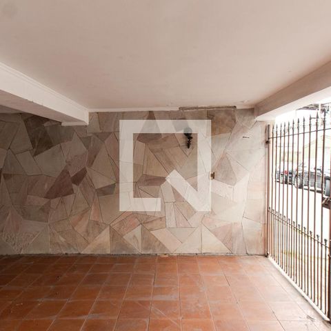 Casa à venda com 220m², 3 quartos e 2 vagasGaragem