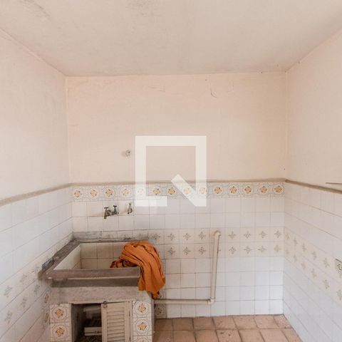 Casa à venda com 220m², 3 quartos e 2 vagasÁrea de Serviço