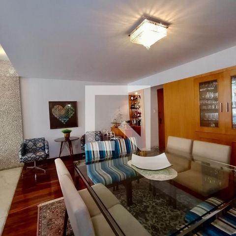 Apartamento para alugar com 181m², 3 quartos e 1 vaga Apartamento para alugar com 181m², 3 quartos e 1 vagaSala