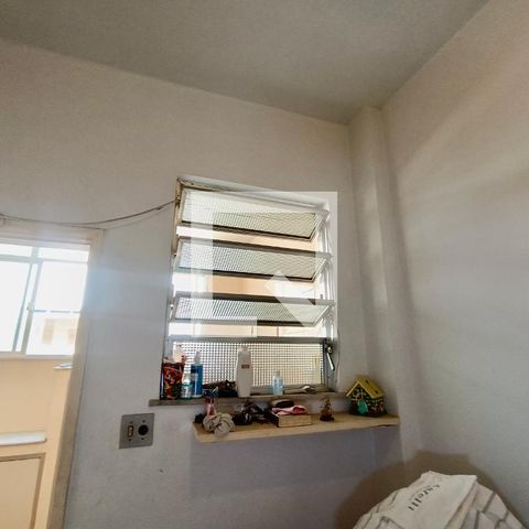 Apartamento para alugar com 181m², 3 quartos e 1 vaga Apartamento para alugar com 181m², 3 quartos e 1 vagaQuarto serviço 2