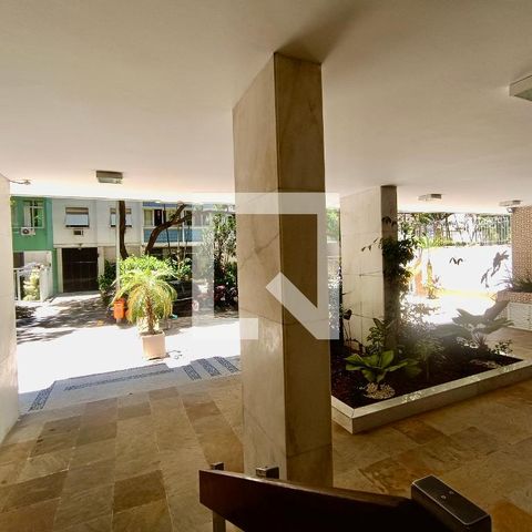 Apartamento para alugar com 181m², 3 quartos e 1 vaga Apartamento para alugar com 181m², 3 quartos e 1 vagaÁrea Comum - Playground