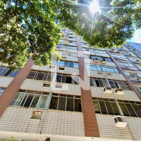 Apartamento para alugar com 181m², 3 quartos e 1 vaga Apartamento para alugar com 181m², 3 quartos e 1 vagaFachada com cartaz QA