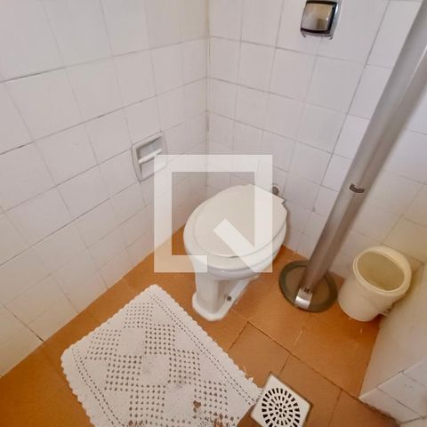 Apartamento para alugar com 181m², 3 quartos e 1 vaga Apartamento para alugar com 181m², 3 quartos e 1 vagaBanheiro serviço