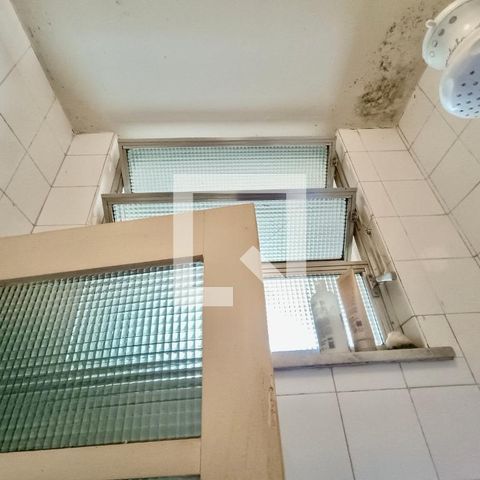 Apartamento para alugar com 181m², 3 quartos e 1 vaga Apartamento para alugar com 181m², 3 quartos e 1 vagaBanheiro serviço