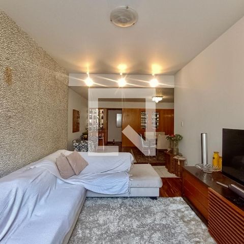 Apartamento para alugar com 181m², 3 quartos e 1 vaga Apartamento para alugar com 181m², 3 quartos e 1 vagaSala