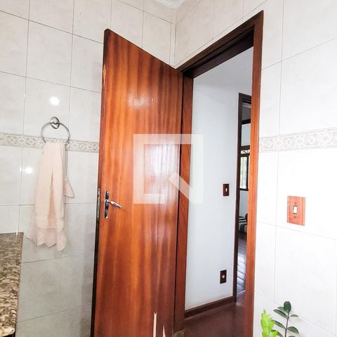 Casa à venda com 190m², 5 quartos e 3 vagasBanheiro da Suite