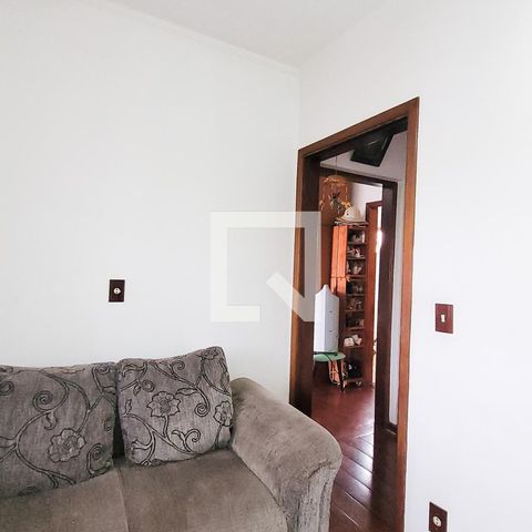 Casa à venda com 190m², 5 quartos e 3 vagasSala de TV