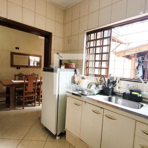 Casa à venda com 190m², 5 quartos e 3 vagasCozinha