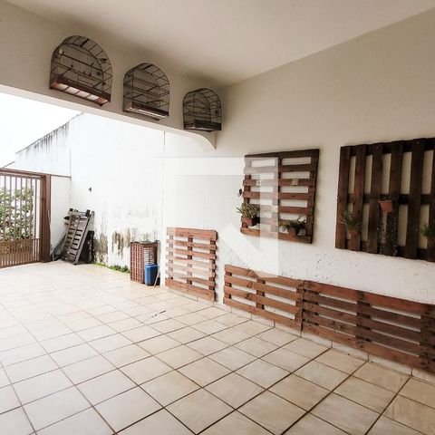 Casa à venda com 190m², 5 quartos e 3 vagasGaragem
