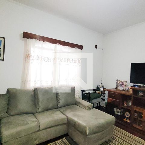Casa à venda com 190m², 5 quartos e 3 vagasSala
