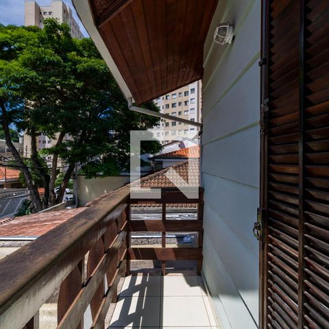 Casa à venda com 138m², 3 quartos e 2 vagas Casa à venda com 138m², 3 quartos e 2 vagasSuíte vista