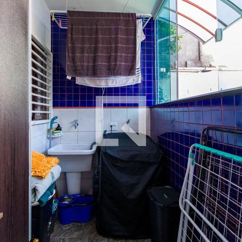 Casa à venda com 138m², 3 quartos e 2 vagas Casa à venda com 138m², 3 quartos e 2 vagasÁrea de Serviço