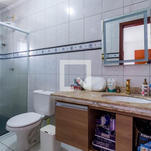 Casa à venda com 138m², 3 quartos e 2 vagas Casa à venda com 138m², 3 quartos e 2 vagasBanheiro suíte
