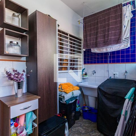 Casa à venda com 138m², 3 quartos e 2 vagas Casa à venda com 138m², 3 quartos e 2 vagasÁrea de Serviço