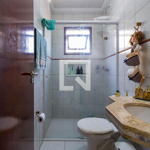 Casa à venda com 138m², 3 quartos e 2 vagas Casa à venda com 138m², 3 quartos e 2 vagasBanheiro