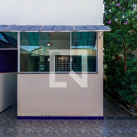 Casa à venda com 138m², 3 quartos e 2 vagas Casa à venda com 138m², 3 quartos e 2 vagasQuintal