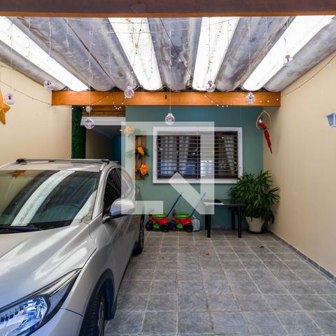 Casa à venda com 138m², 3 quartos e 2 vagas Casa à venda com 138m², 3 quartos e 2 vagasGaragem
