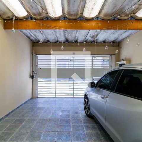 Casa à venda com 138m², 3 quartos e 2 vagas Casa à venda com 138m², 3 quartos e 2 vagasGaragem