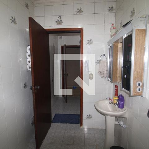 Casa à venda com 500m², 4 quartos e 6 vagasBanheiro 1