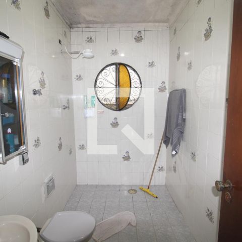 Casa à venda com 500m², 4 quartos e 6 vagasBanheiro 1