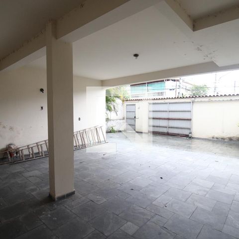 Casa à venda com 500m², 4 quartos e 6 vagasGaragem