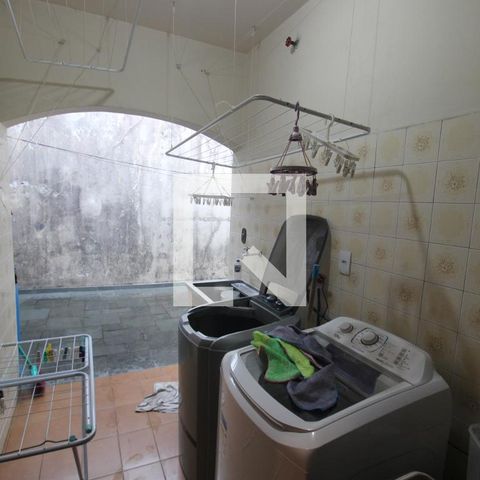 Casa à venda com 500m², 4 quartos e 6 vagasÁrea de Serviço