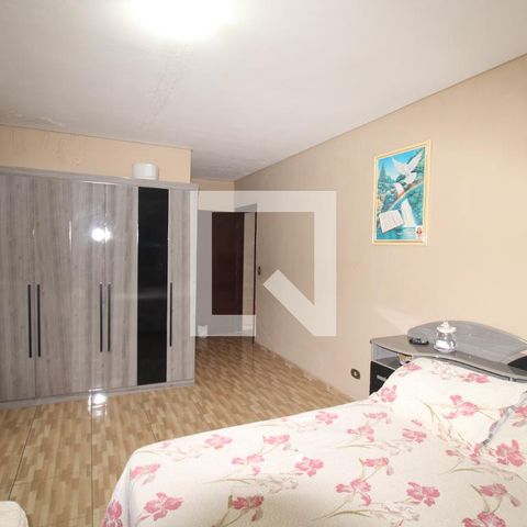 Casa à venda com 500m², 4 quartos e 6 vagasQuarto 2