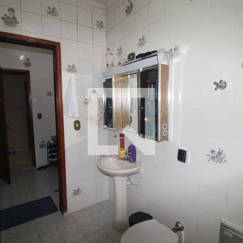 Casa à venda com 500m², 4 quartos e 6 vagasBanheiro 1