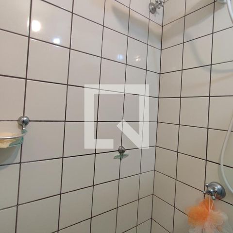 Apartamento à venda com 47m², 2 quartos e 1 vaga Apartamento à venda com 47m², 2 quartos e 1 vagaBanheiro