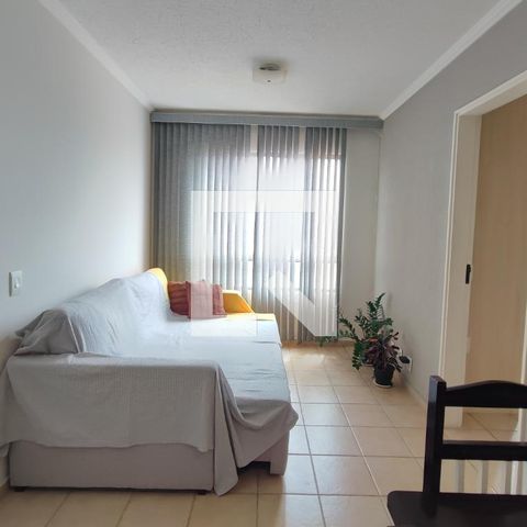 Apartamento à venda com 47m², 2 quartos e 1 vaga Apartamento à venda com 47m², 2 quartos e 1 vagaSala