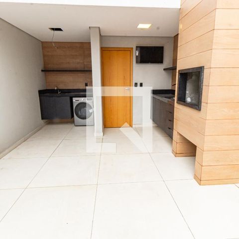 Casa à venda com 135m², 3 quartos e 3 vagasÁrea de Serviço e Churrasqueira
