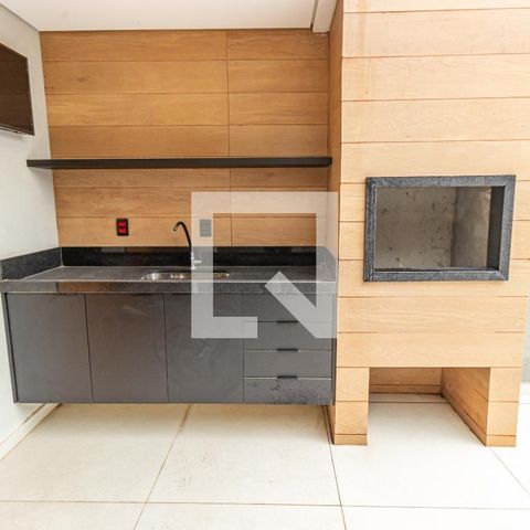 Casa à venda com 135m², 3 quartos e 3 vagasÁrea de Serviço e Churrasqueira