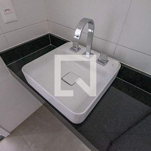 Casa de condomínio à venda com 226m², 3 quartos e 3 vagasBanheiro