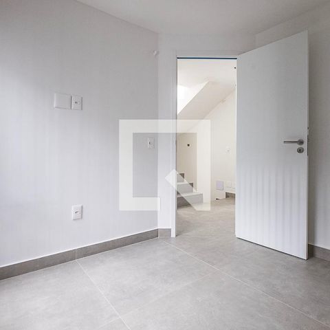 Casa de condomínio à venda com 226m², 3 quartos e 3 vagasQuarto 2