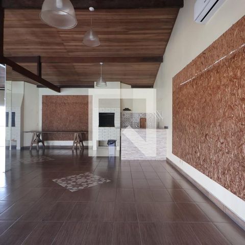 Casa de condomínio à venda com 88m², 2 quartos e 2 vagasÁrea comum - Salão de festas