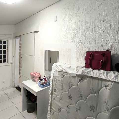 Casa à venda com 180m², 3 quartos e 2 vagas Casa à venda com 180m², 3 quartos e 2 vagasQuarto 3