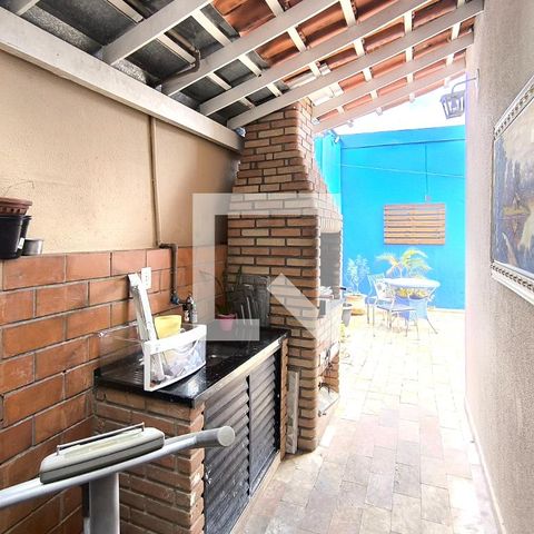 Casa à venda com 180m², 3 quartos e 2 vagas Casa à venda com 180m², 3 quartos e 2 vagasÁrea comum