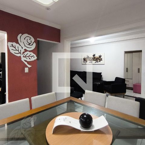 Casa à venda com 180m², 3 quartos e 2 vagas Casa à venda com 180m², 3 quartos e 2 vagasSala