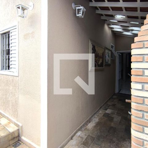 Casa à venda com 180m², 3 quartos e 2 vagas Casa à venda com 180m², 3 quartos e 2 vagasÁrea comum