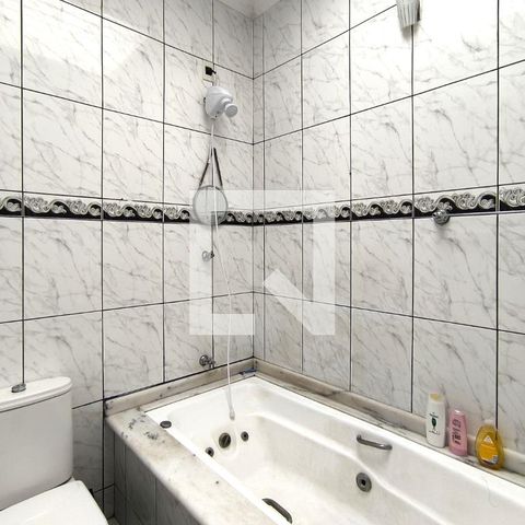 Casa à venda com 180m², 3 quartos e 2 vagas Casa à venda com 180m², 3 quartos e 2 vagasBanheiro - Quarto 1