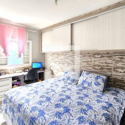 Casa à venda com 180m², 3 quartos e 2 vagas Casa à venda com 180m², 3 quartos e 2 vagasQuarto 1
