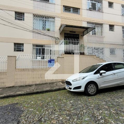 Apartamento à venda com 130m², 3 quartos e 2 vagas Apartamento à venda com 130m², 3 quartos e 2 vagasPlaquinha instalada