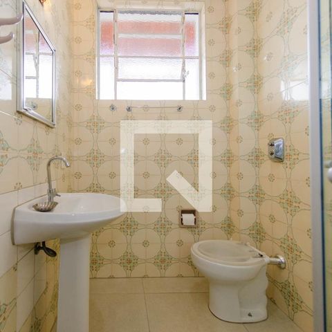 Apartamento à venda com 130m², 3 quartos e 2 vagas Apartamento à venda com 130m², 3 quartos e 2 vagasBanheiro
