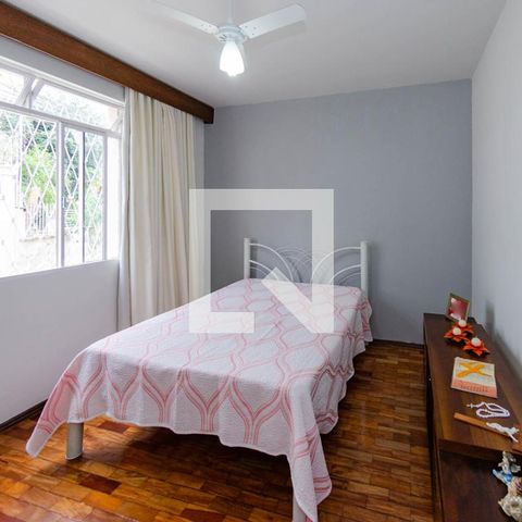 Apartamento à venda com 130m², 3 quartos e 2 vagas Apartamento à venda com 130m², 3 quartos e 2 vagasSuíte